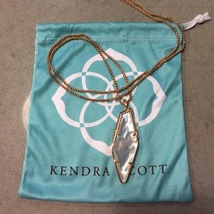 Kendra Scott Rose Gold and Ivory Pearl Pendant